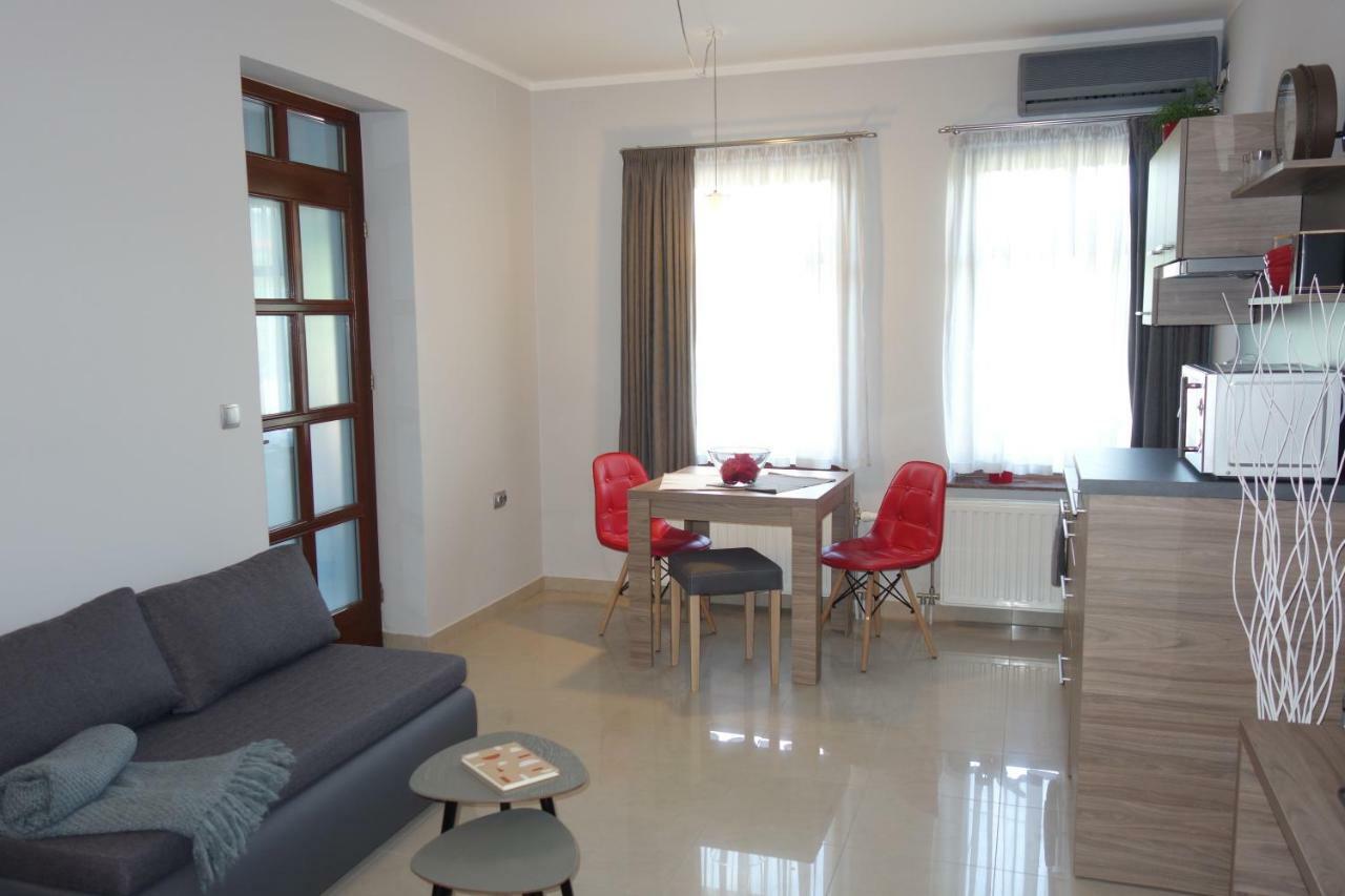 Studio Apartmani Vinica Luaran gambar